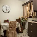 Casa Lyristis *