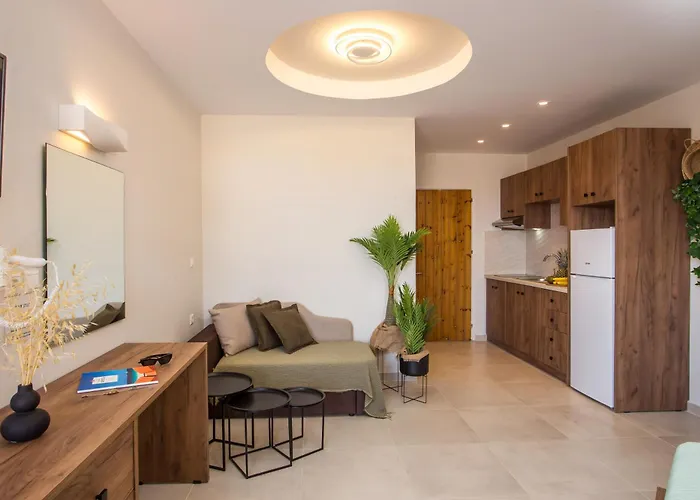 Casa Lyristis Апартаменты Фалираки