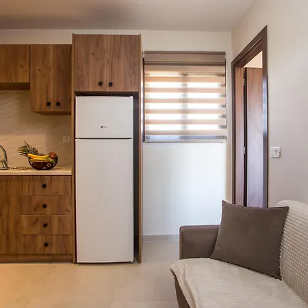 Casa Lyristis *